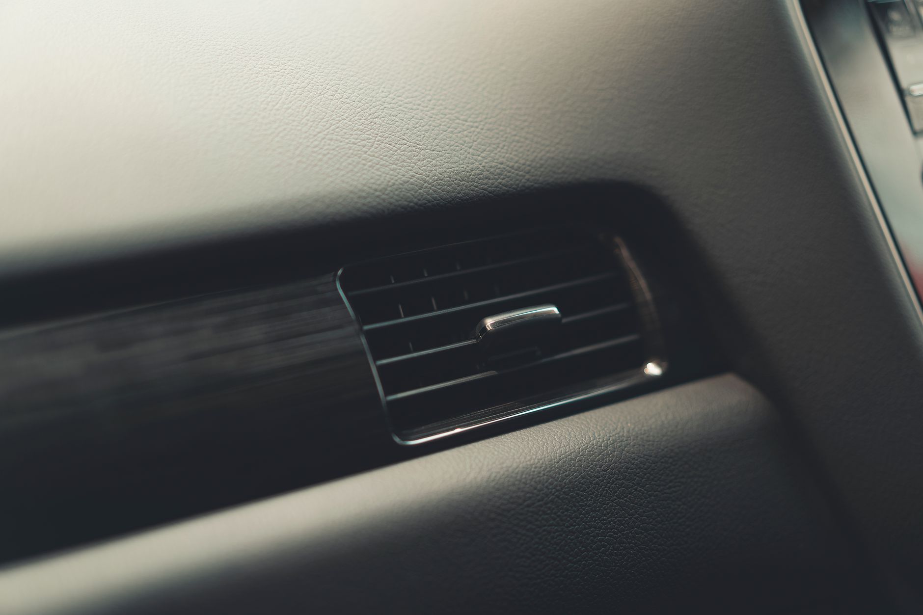 Aircoservice voor alle merken bij Autobedrijf Rozendaal